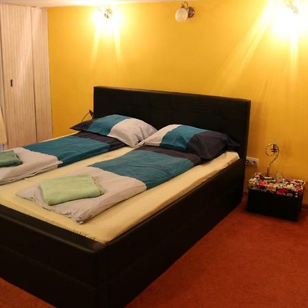 Rockstar Suite In Ruin Quarter Budapest Luaran gambar