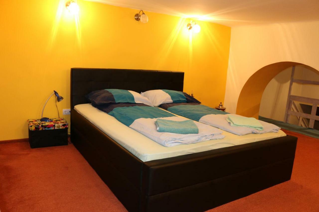 Rockstar Suite In Ruin Quarter Budapest Luaran gambar