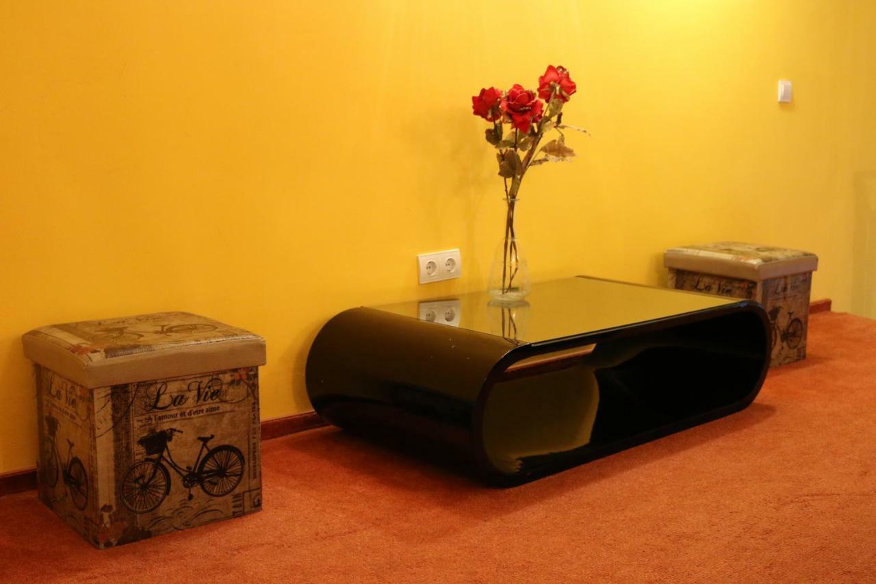 Rockstar Suite In Ruin Quarter Budapest Luaran gambar